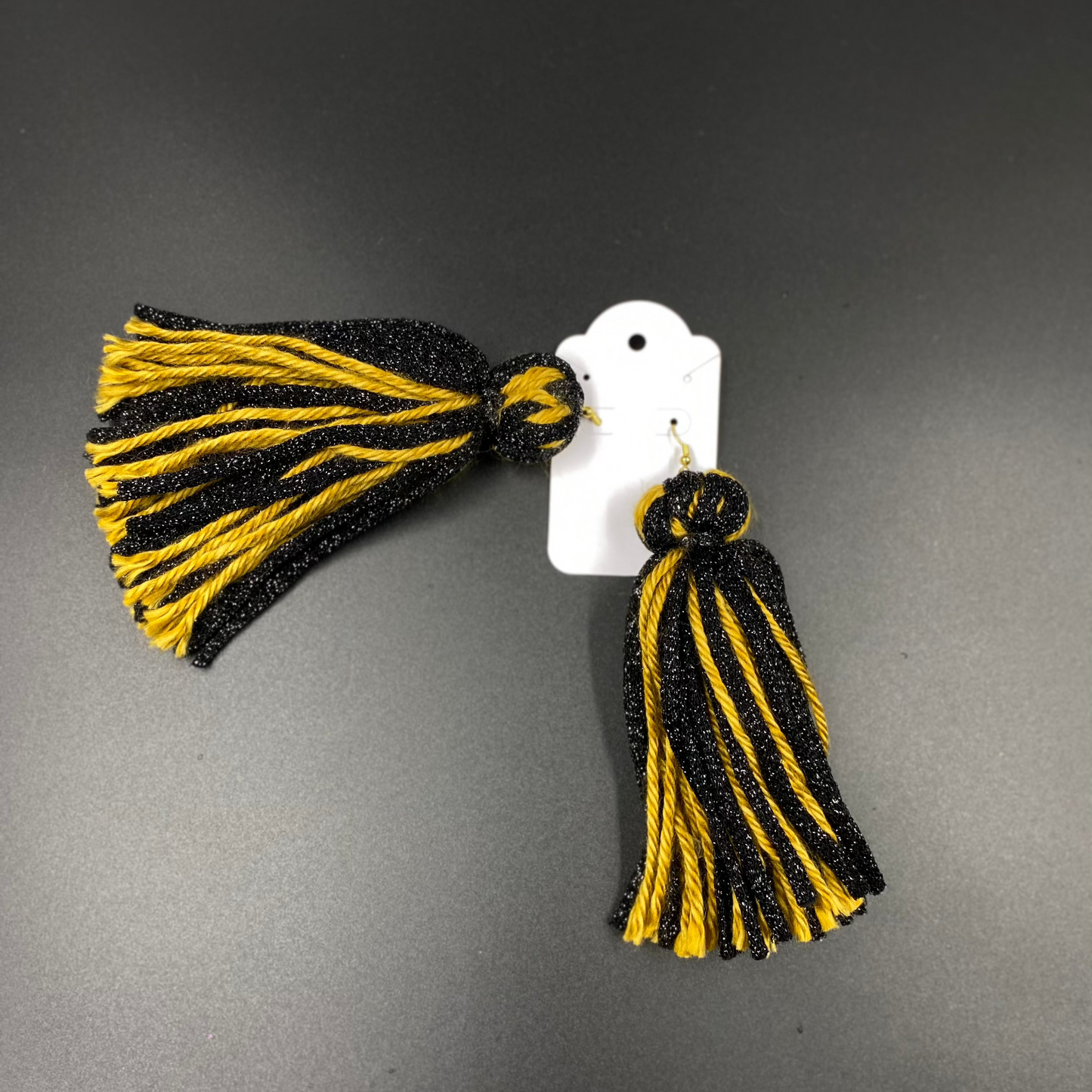 Black and Gold V5